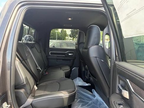New 2026 RAM 2500 Laramie AWD/4WD image 30