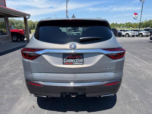 Used 2019 Buick Enclave Essence w/ Trailering Package, 5000 lbs. AWD/4WD image 5