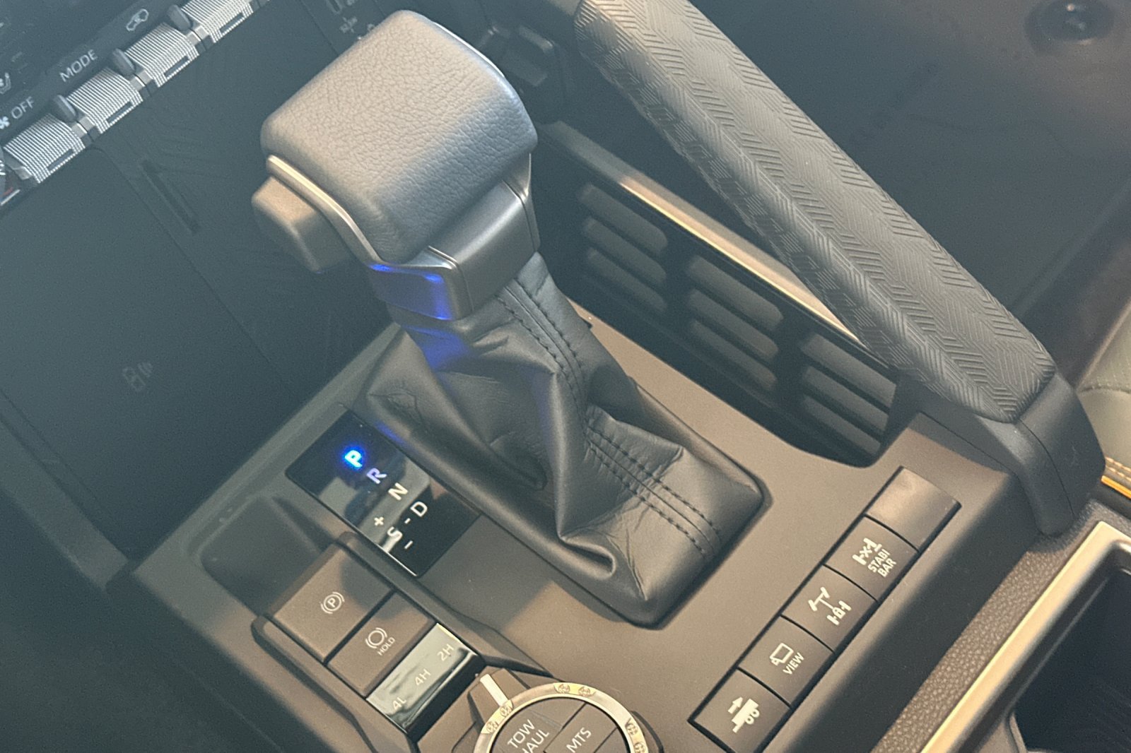 New 2026 Toyota 4Runner Trailhunter AWD/4WD image 19