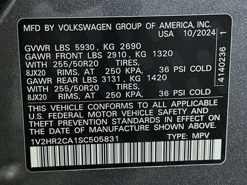 Used 2025 Volkswagen Atlas SE AWD/4WD image 12