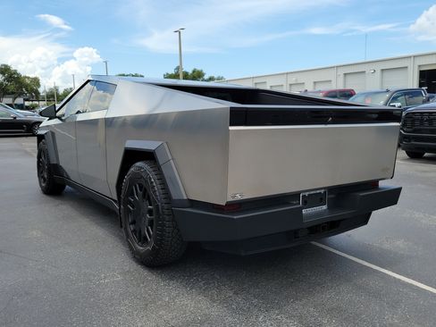 Used 2024 Tesla Cybertruck Cyberbeast AWD/4WD image 6
