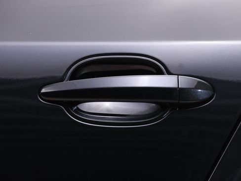 Used 2006 BMW M5 image 37