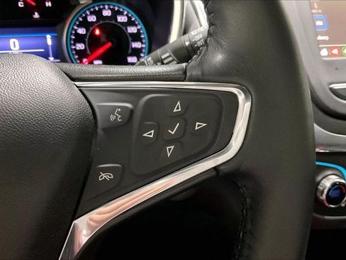 Used 2019 Chevrolet Equinox LT FWD image 19