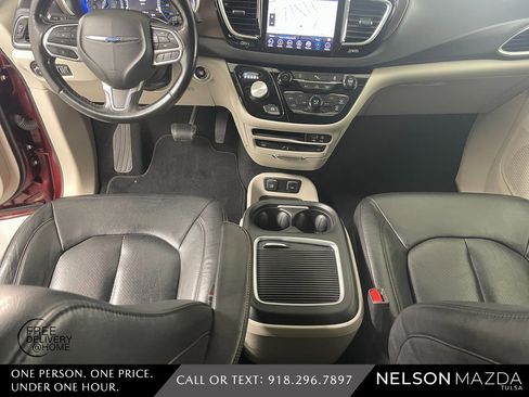 Used 2019 Chrysler Pacifica Touring-L Plus image 33