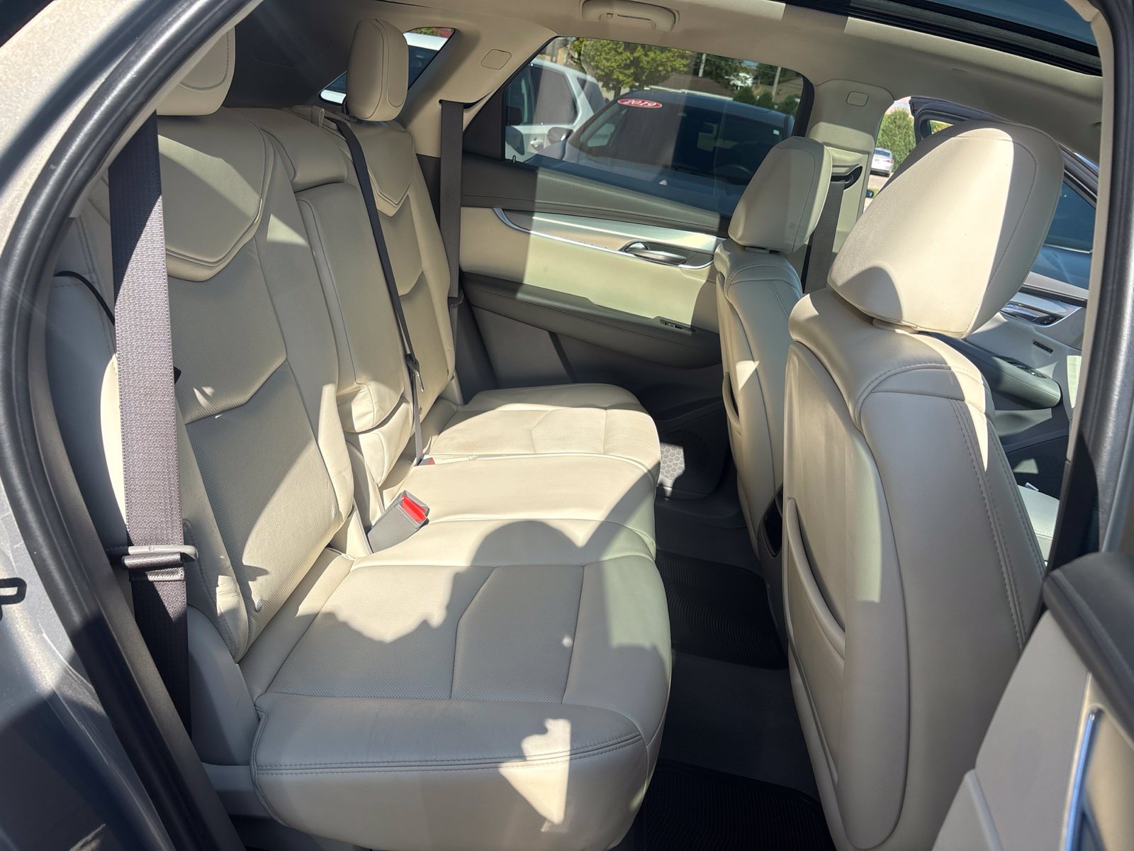 Used 2017 Cadillac XT5 Premium Luxury FWD image 20