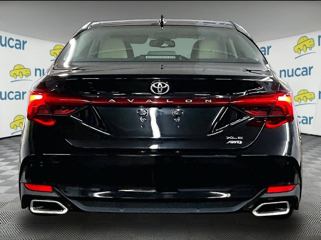 Used 2021 Toyota Avalon XLE AWD/4WD image 5