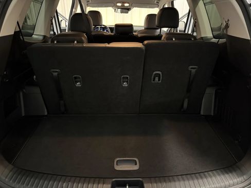 Used 2024 Kia Telluride LX FWD image 40