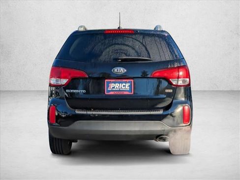 Used 2014 Kia Sorento LX image 7