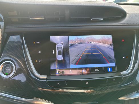 Used 2021 Cadillac XT6 Premium Luxury image 16