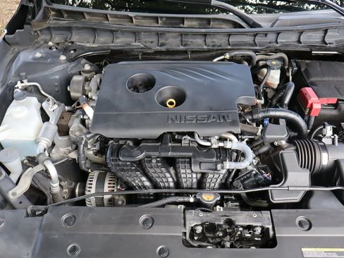 Used 2020 Nissan Altima 2.5 SR w/ Premium Package FWD image 39