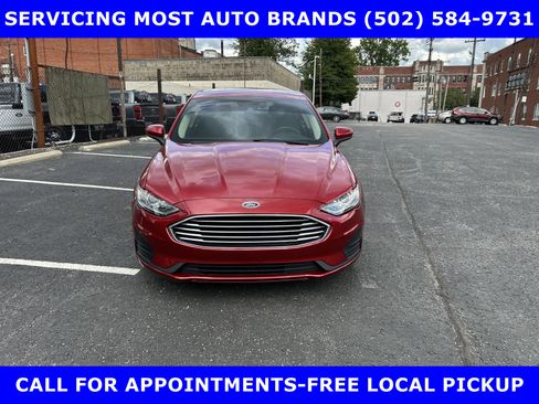 Certified 2020 Ford Fusion SE image 5