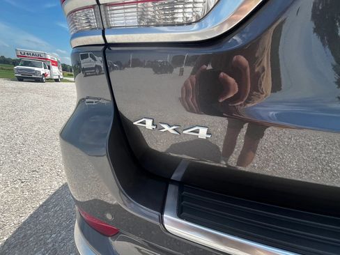 Used 2019 Jeep Grand Cherokee Summit w/ Platinum Series Group AWD/4WD image 30