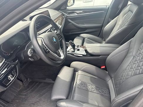 New 2023 BMW 530i xDrive w/ Premium Package AWD/4WD image 19