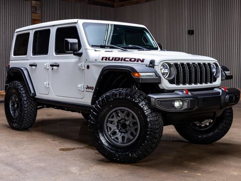 Used 2024 Jeep Wrangler Unlimited Rubicon w/ Technology Group AWD/4WD image 1