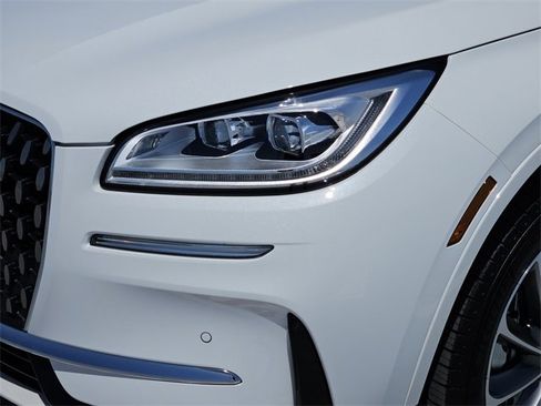 New 2025 Lincoln Corsair Grand Touring w/ Equipment Group 301A image 9