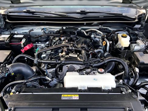 Used 2024 Toyota Tacoma TRD Off-Road image 30