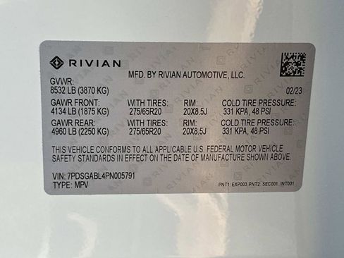 Used 2023 Rivian R1S Launch Edition image 31
