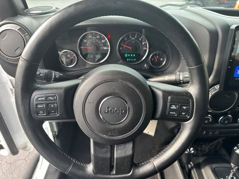 Used 2015 Jeep Wrangler Unlimited Sport image 23