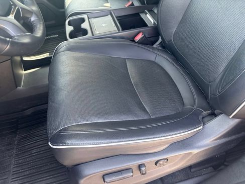 Used 2025 Honda Odyssey Elite image 13