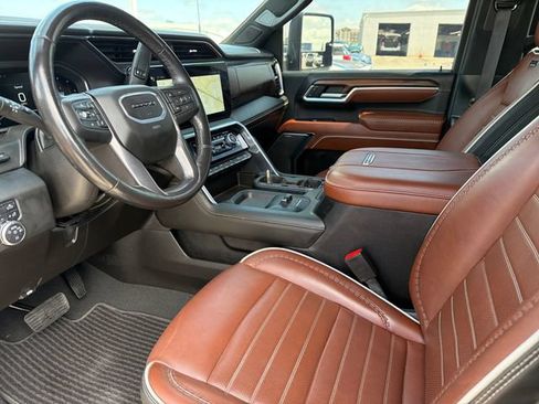 Used 2024 GMC Sierra 2500 Denali Ultimate AWD/4WD image 18