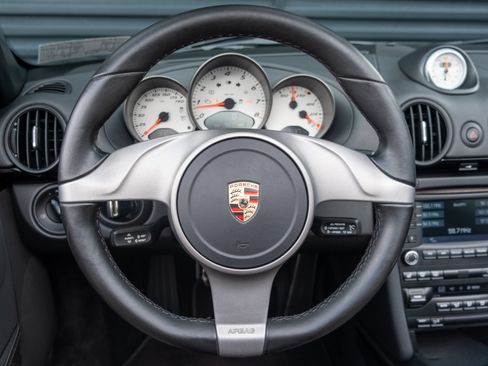 Used 2011 Porsche Boxster Spyder RWD image 6