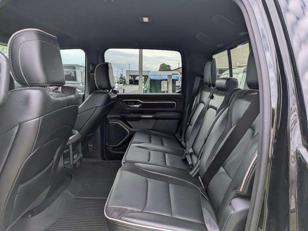 Used 2025 RAM 1500 Laramie AWD/4WD image 14
