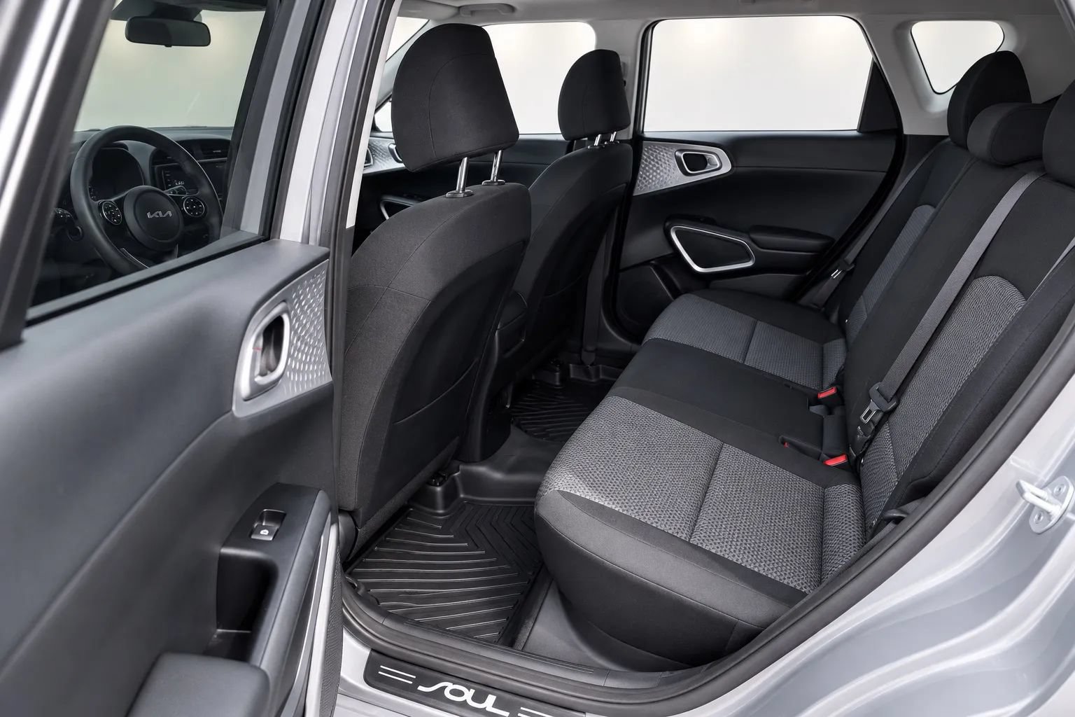 Used 2022 Kia Soul LX w/ Technology Package FWD image 6