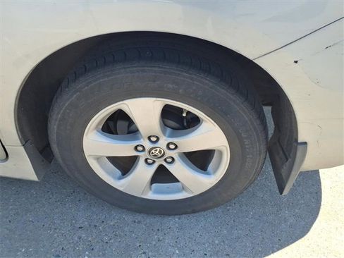 Used 2020 Toyota Sienna LE image 19