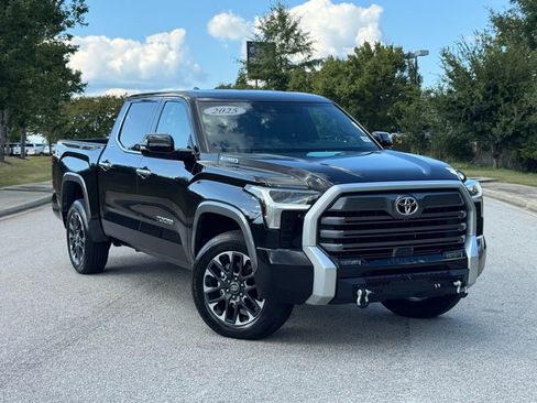 Used 2025 Toyota Tundra Limited image 2