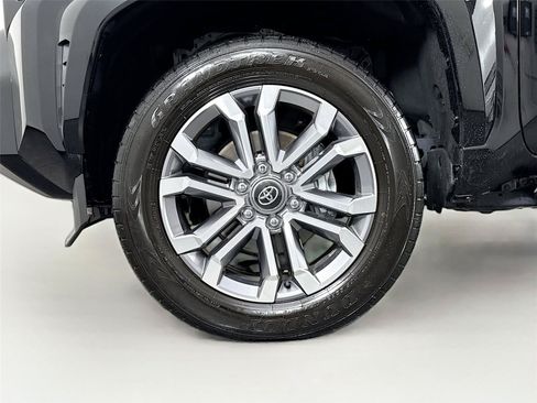 Certified 2025 Toyota 4Runner Limited AWD/4WD image 46