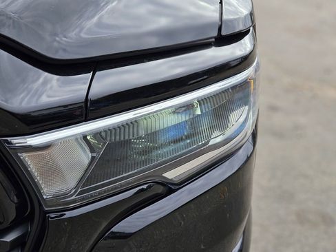 New 2026 RAM 1500 4x4 Crew Cab image 10