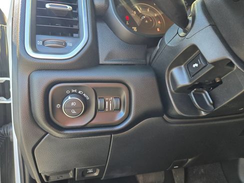 Used 2026 RAM 2500 Laramie w/ Night Edition AWD/4WD image 19