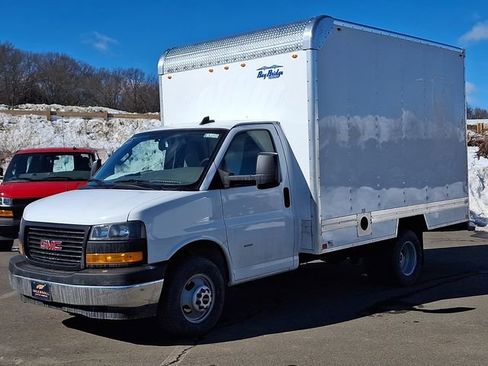 New 2025 GMC Savana 3500 w/ Power Convenience Package image 2