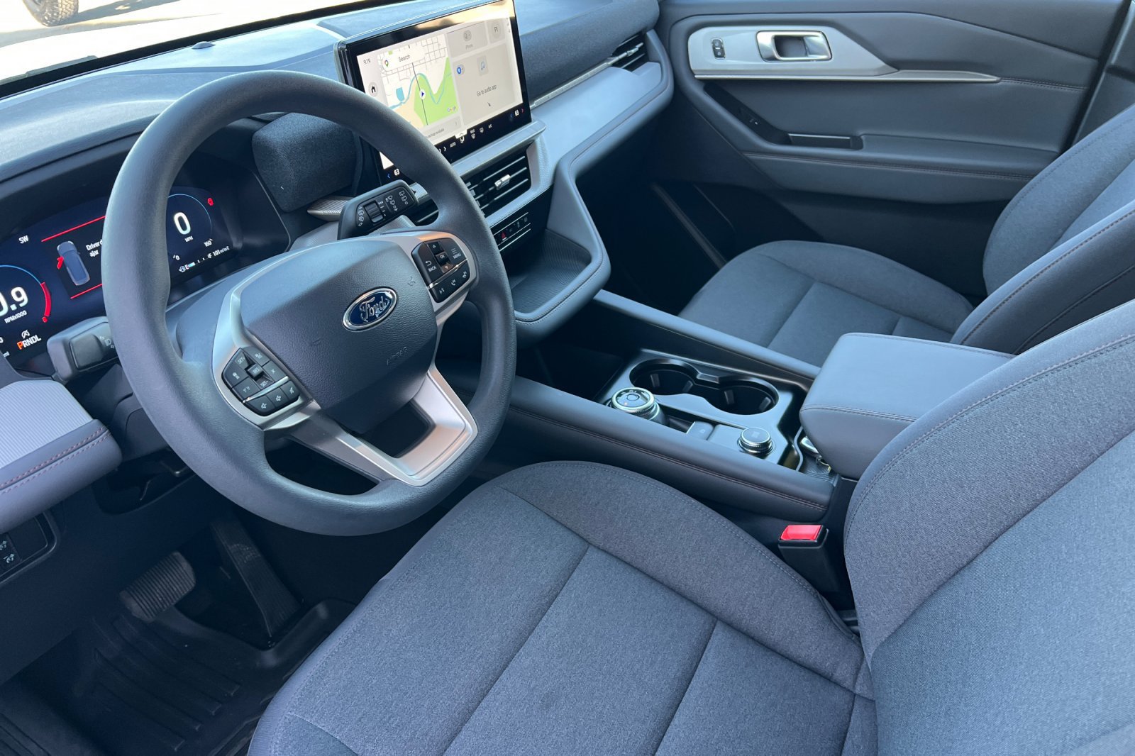 Used 2026 Ford Explorer Active AWD/4WD image 11