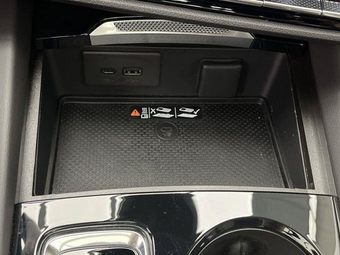 Used 2026 Buick Envision Sport Touring AWD/4WD image 28