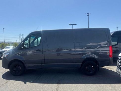 Used 2025 Mercedes-Benz Sprinter 2500 image 7
