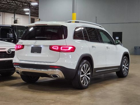 Used 2022 Mercedes-Benz GLB 250 image 9