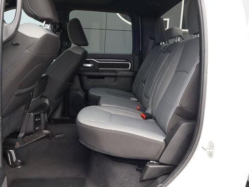 Used 2024 RAM 2500 Big Horn image 8