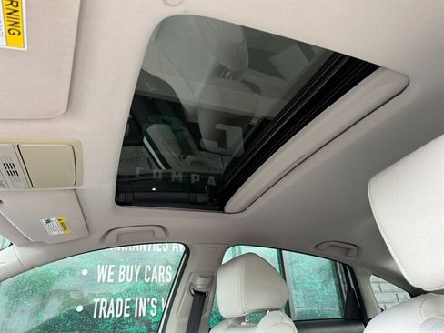 Used 2018 Honda Accord EX image 23