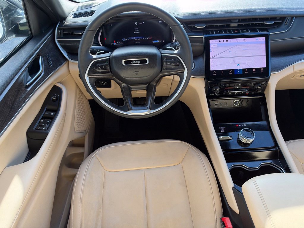 Used 2023 Jeep Grand Cherokee Limited AWD/4WD image 18