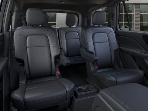 New 2025 Lincoln Aviator Reserve w/ Luxury Package image 15