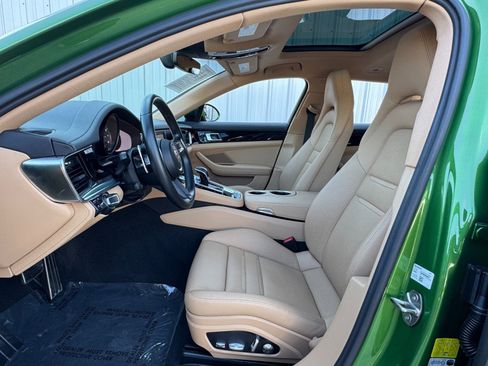 Used 2021 Porsche Panamera 4 image 17