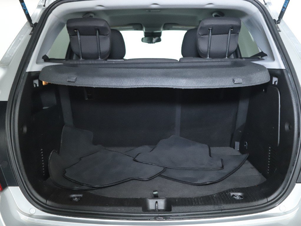 Used 2019 Chevrolet Trax LT AWD/4WD image 29