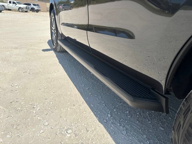 Used 2025 Ford Expedition Active AWD/4WD image 10