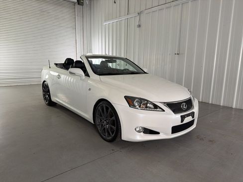 Used 2011 Lexus IS 350C image 1