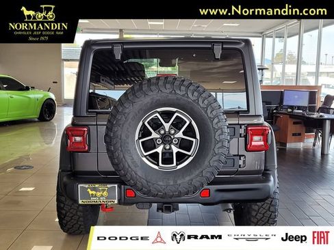 New 2024 Jeep Wrangler Unlimited Rubicon w/ Capability Package AWD/4WD image 5