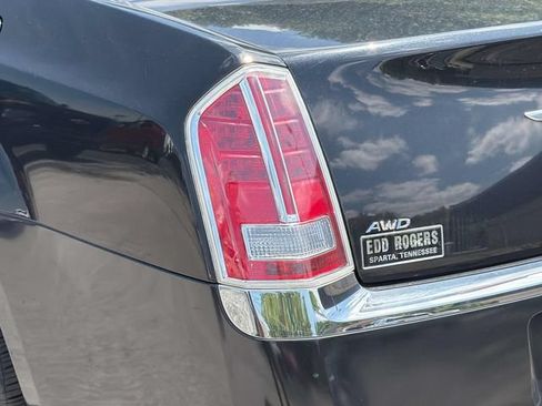 Used 2014 Chrysler 300 C AWD/4WD image 10
