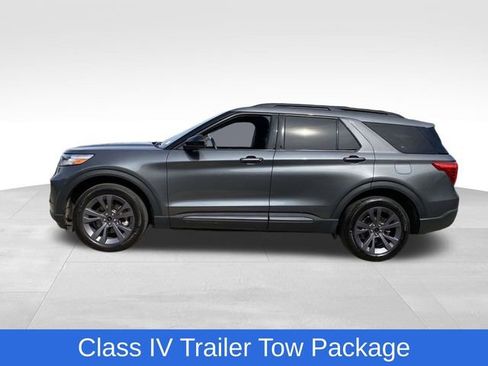 Used 2023 Ford Explorer XLT w/ Equipment Group 202A image 2