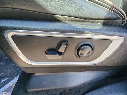 Used 2022 RAM 1500 Laramie image 14