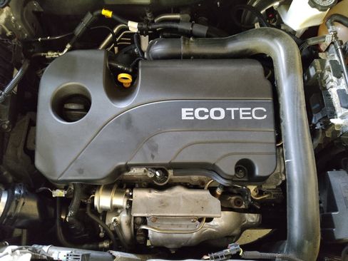 Used 2021 Chevrolet Equinox LT AWD/4WD image 30